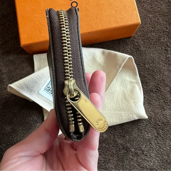 LOUIS VUITTON DAMIER EBENE ZIPPY COIN PURSE WALLET - Picture 6 of 16